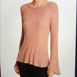 Bell-sleeved waffle knit in rosy brown